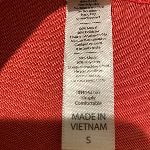 LulaRoe Super Soft Oversized Short Sleeve Top, Small - Picture 6 of 6